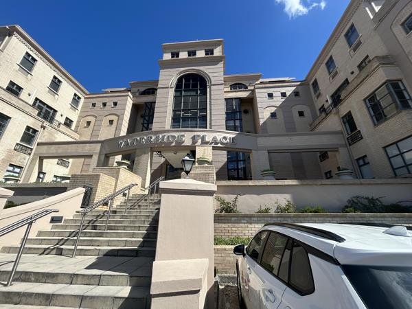 683.6 m² Commercial space