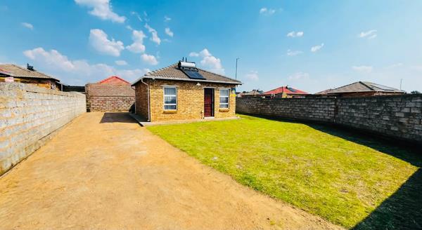 2 Bedroom House