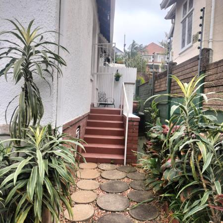 1 Bedroom Garden Cottage