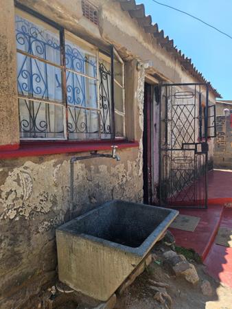 2 Bedroom House