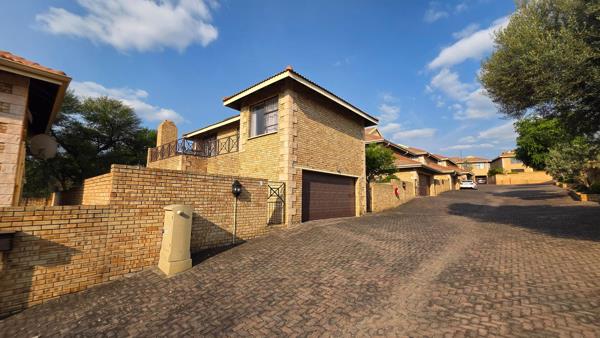 4 Bedroom Townhouse