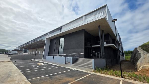8 194.4 m² Industrial space