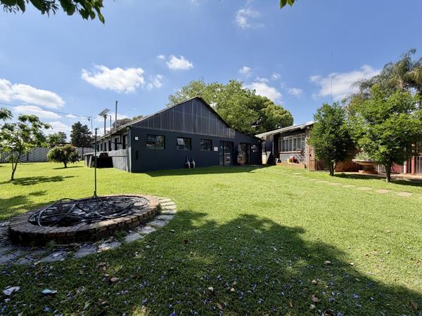 6 Bedroom House