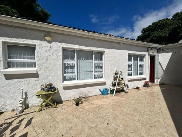 1 Bedroom House