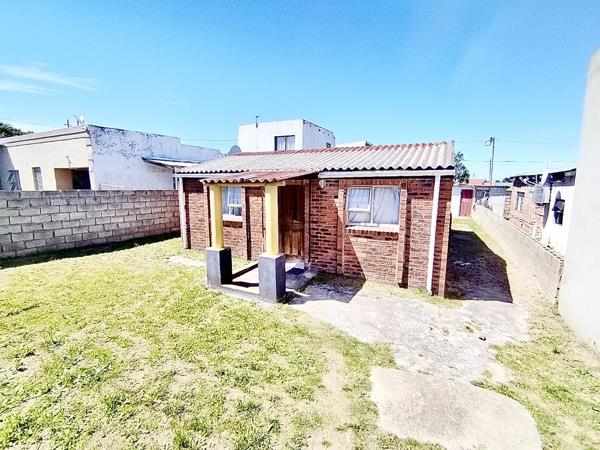 2 Bedroom House