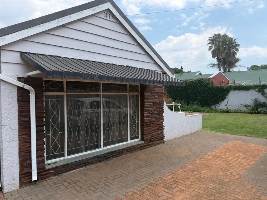 2 Bedroom House