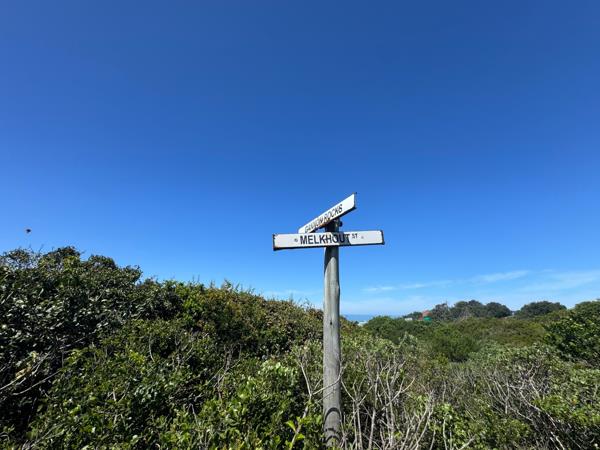 809 m² Land
