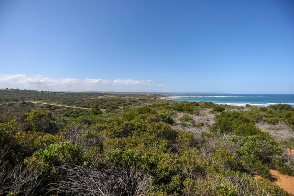 750 m² Land