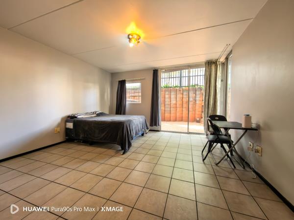 Studio Apartment
