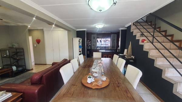 5 Bedroom Townhouse