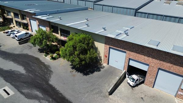 963 m² Industrial space