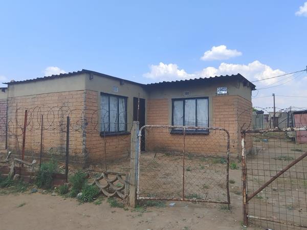 1 Bedroom House