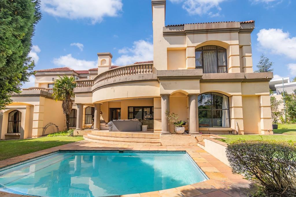 5 Bedroom House