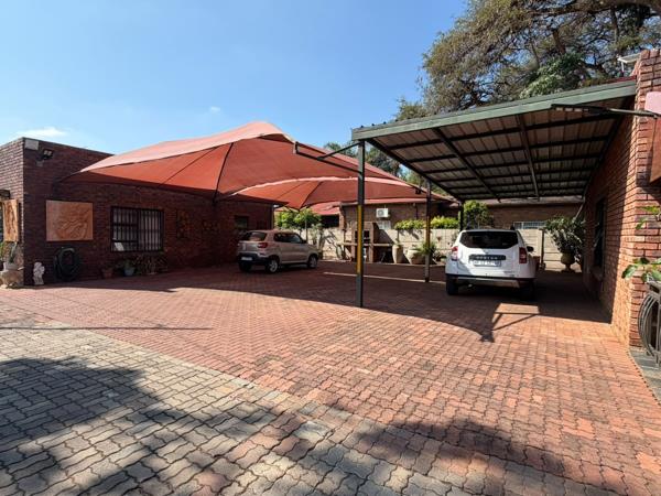 11 Bedroom House
