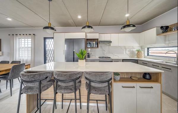 4 Bedroom House