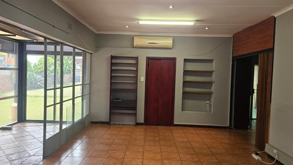 262 m² Office Space