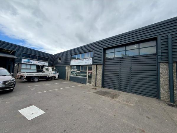 301 m² Industrial space