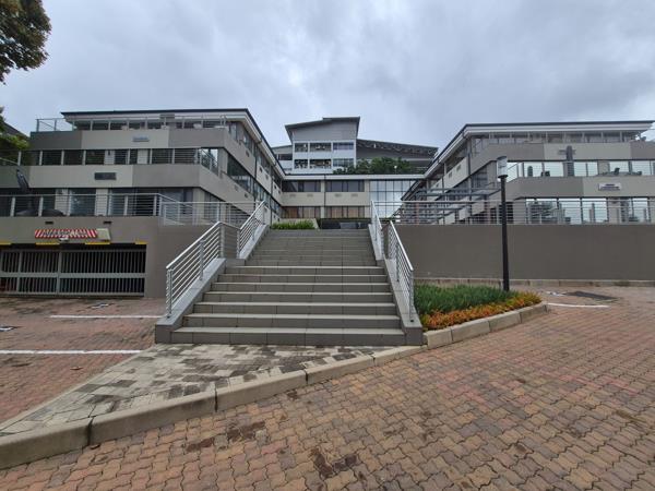 555 m² Commercial space