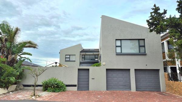 10 Bedroom House