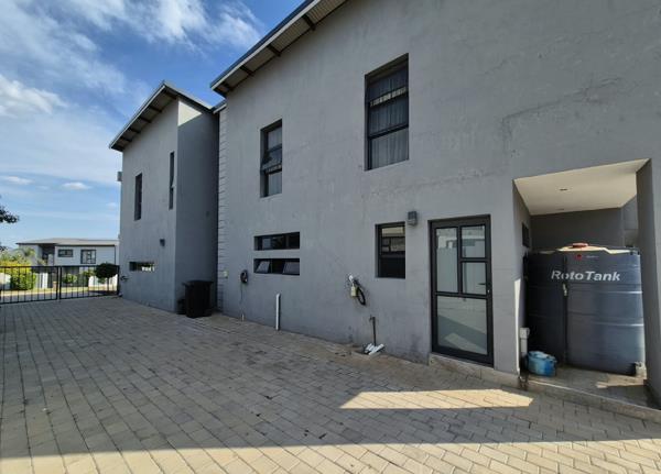 4 Bedroom House for sale in Gateway Manor Estate | T5660643 | Private ...