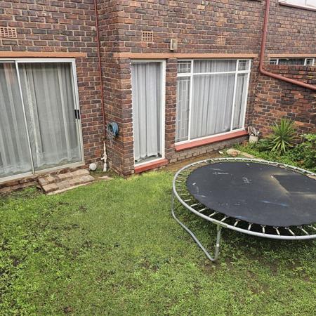 2 Bedroom Townhouse