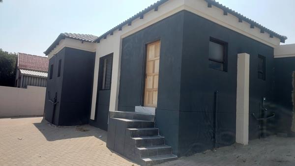 0.5 Bedroom Flat