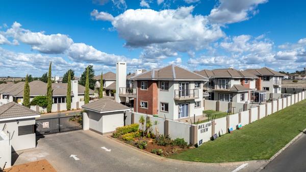 4 Bedroom Townhouse