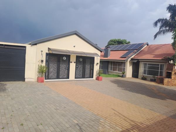 6 Bedroom House