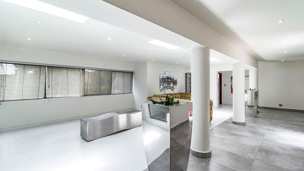 4 Bedroom Apartment
