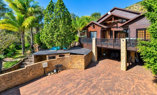 8 Bedroom House