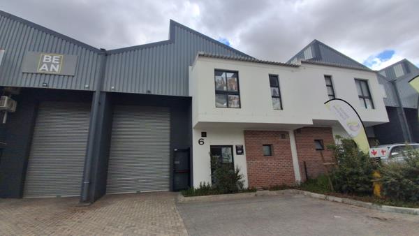 302 m² Industrial space
