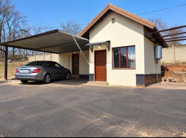 1 Bedroom Garden Cottage