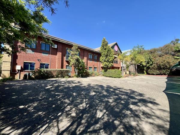 1 141 m² Office Space
