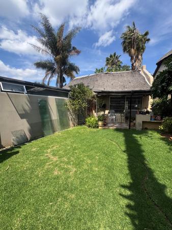 300 m² Commercial space