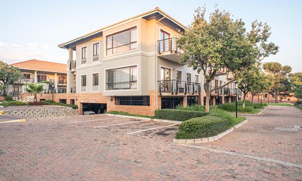 389 m² Commercial space