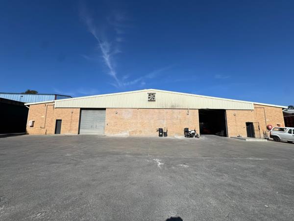 1 300 m² Industrial space