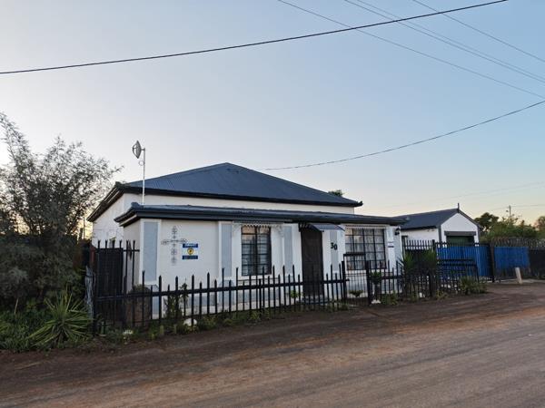 2 Bedroom House