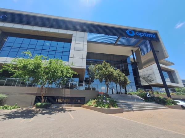 790 m² Office Space