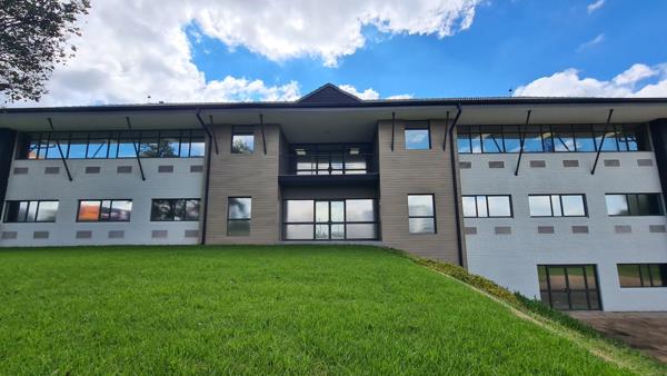 3 949 m² Office Space