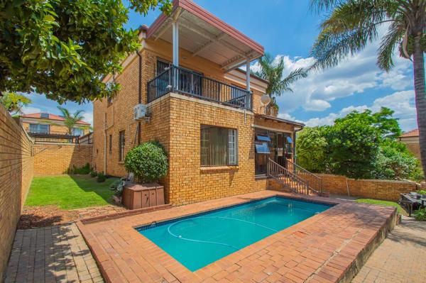 4 Bedroom Townhouse