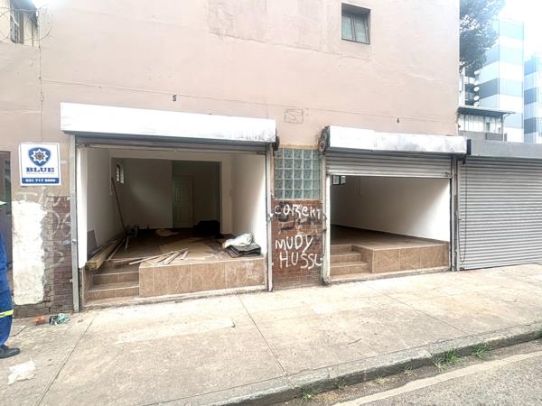 30 m² Retail Space