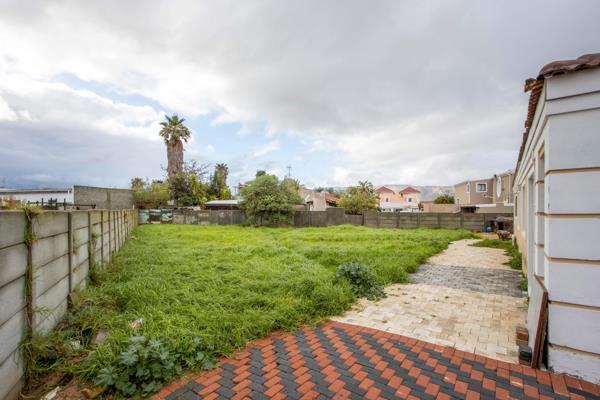 1 Bedroom House
