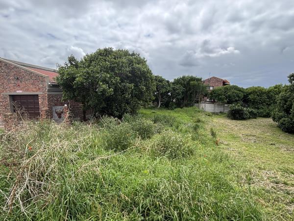 424 m² Land