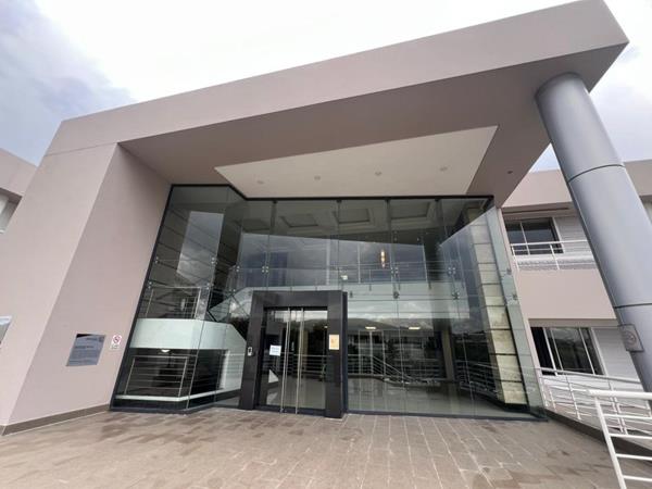 1 203 m² Office Space