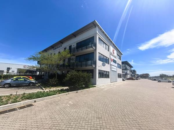 240 m² Commercial space