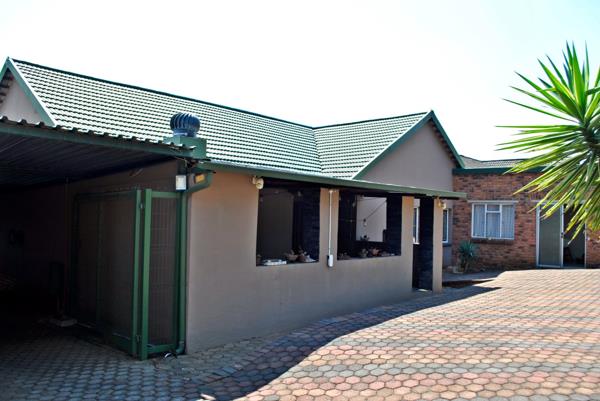 3 Bedroom Simplex