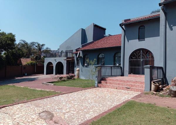 5 Bedroom House