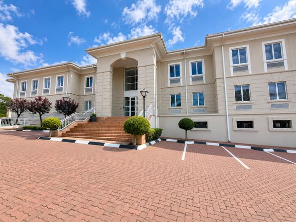2 415 m² Commercial space