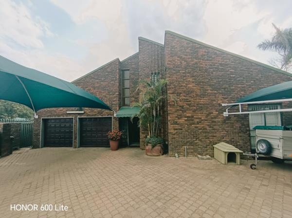 5 Bedroom House