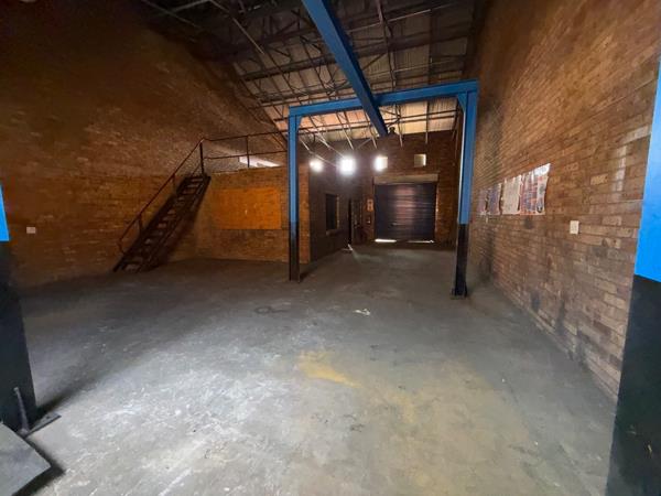 142 m² Commercial space